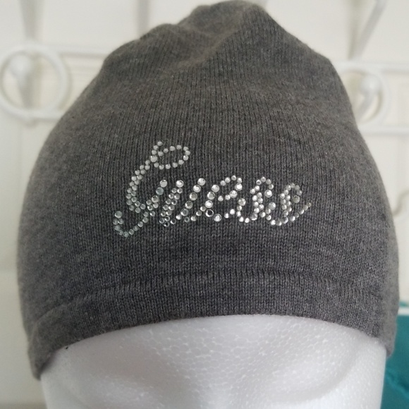 Guess Accessories - ⁉️ Guess Hat & Tan Beret NWOT